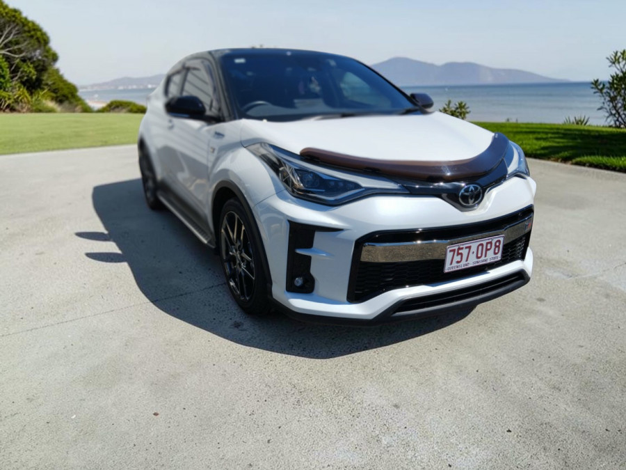 2022 MY21 Toyota C-HR ZYX10R GR Sport SUV Image 1