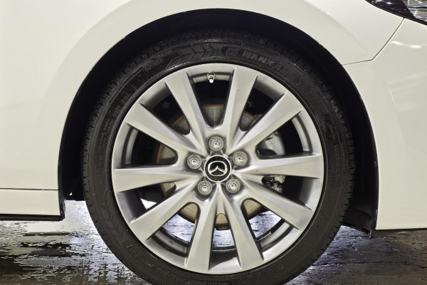 2019 Mazda 3 BP Series G25 GT Sedan Image 5