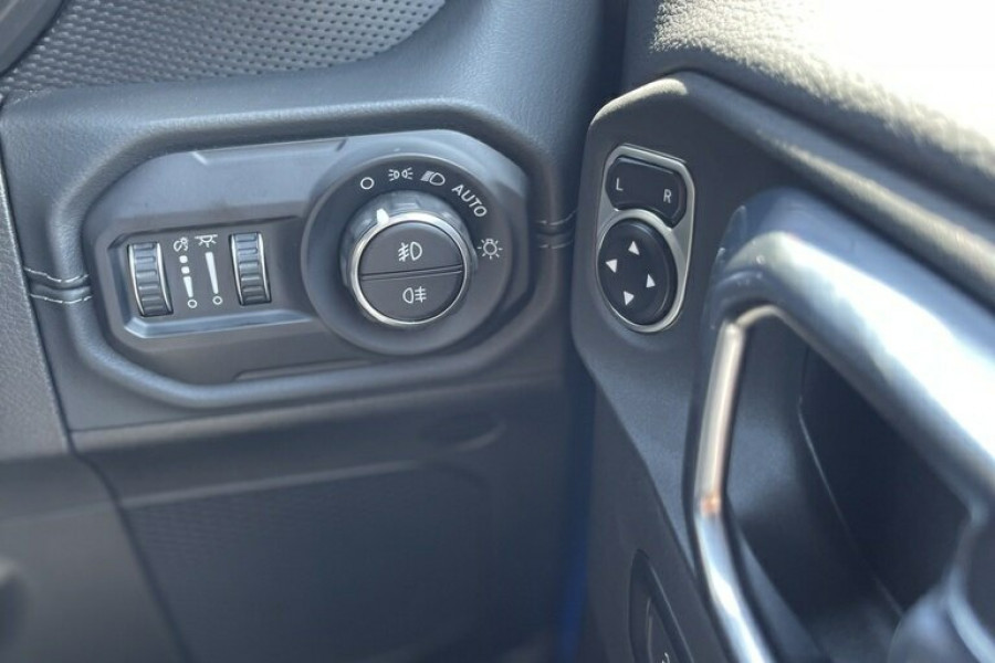 2024 Jeep Wrangler JL Rubicon SUV Image 17