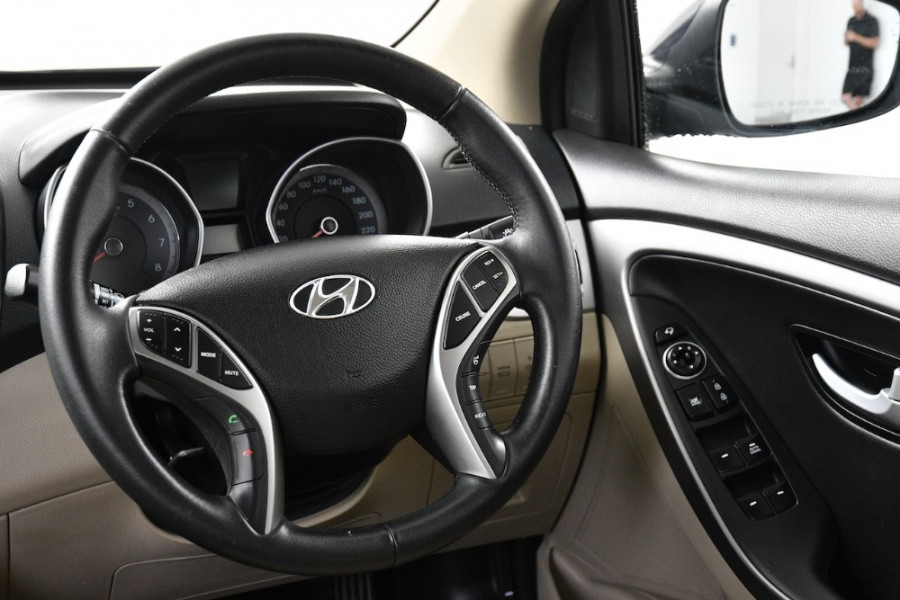 2016 MY17 Hyundai i30 GD4 Series II Active X Hatchback Image 9