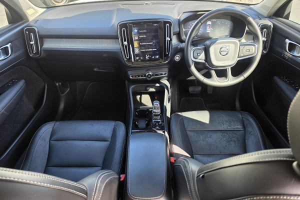 2018 MY19 Volvo XC40 XZ T4 Inscription SUV Image 20