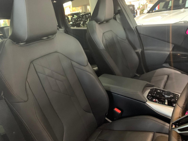 2025 BMW X3 G45 30e xDrive SUV image 13