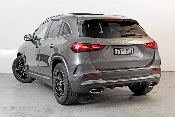 2025 Mercedes-Benz GLA-Class H247 GLA200 SUV image 2