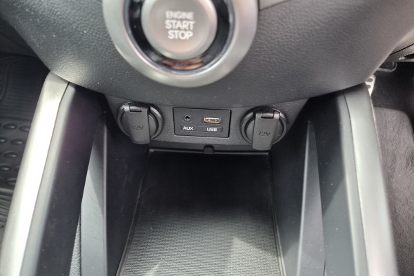 2016 Hyundai Veloster FS4 Series II + Hatch Image 12
