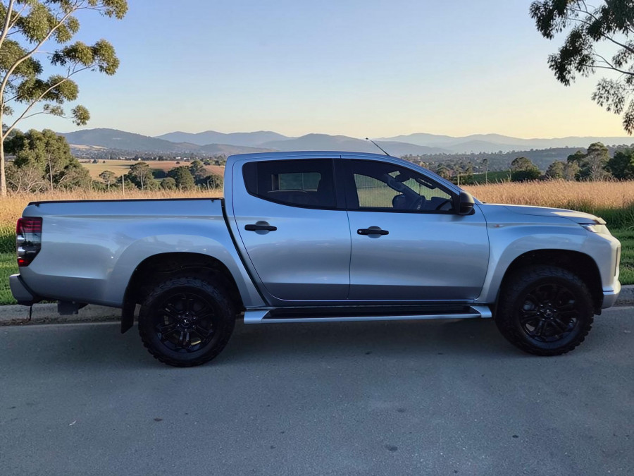 2021 MY22 Mitsubishi Triton MR GLX-R Ute Image 8
