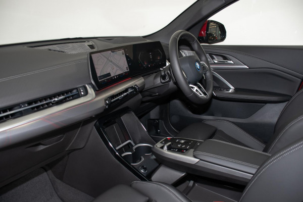 2024 BMW iX2 U10 eDrive20 M Sport SUV image 8