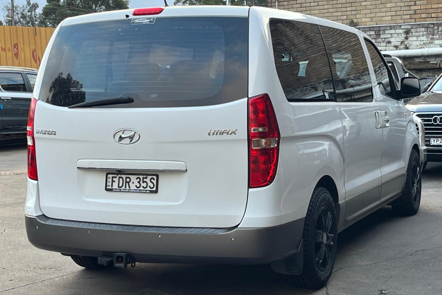 2017 MY18 Hyundai iMax TQ3-W Series II  People Mover Image 7