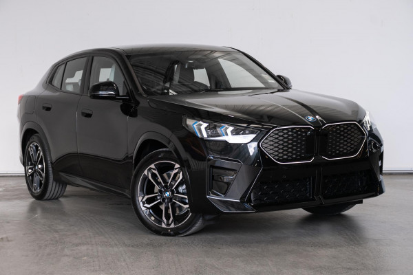 BMW iX2 xDrive30 M Sport U10