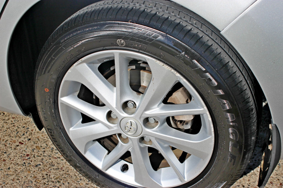 2013 Toyota Corolla ZRE182R Ascent Sport Hatch Image 7
