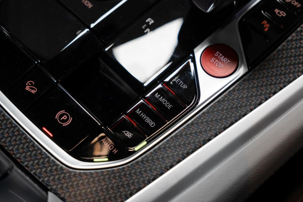 2025 BMW XM G09 Label SUV image 18