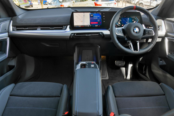 2026 BMW X1 U11 M35i xDrive SUV image 4
