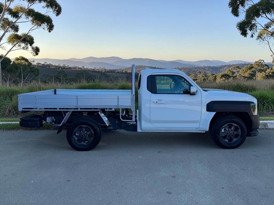 2025 MY26 Kia Tasman TK SX Cab Chassis Image 2