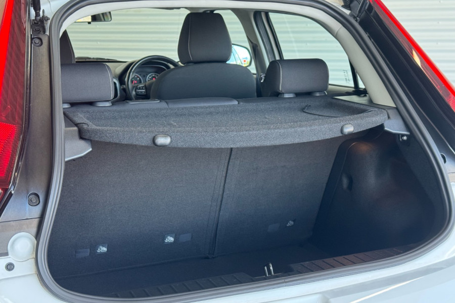 2022 MG MG3 SZP1 Core Hatch Image 15