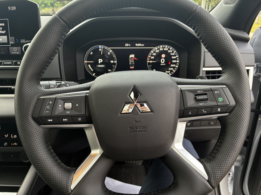 2025 MY24 Mitsubishi Outlander ZM PHEV GSR SUV Image 21