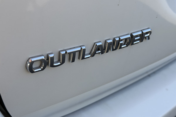 2019 MY20 Mitsubishi Outlander ZL Exceed SUV Image 7