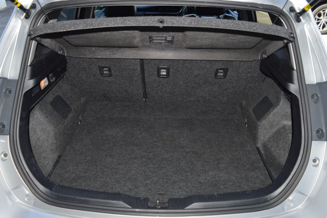 2018 Toyota Corolla ZR 19 of 25