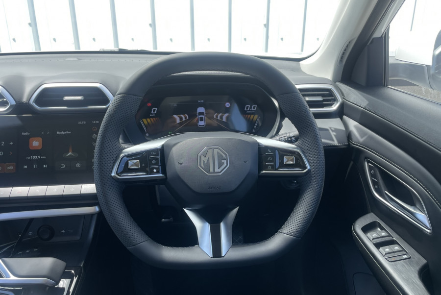 2025 MG ZS Essence 1.5PHT/3HD SUV Image 12