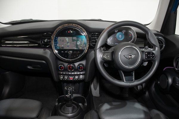 2023 MINI Cooper S Classic Hatch Image 21