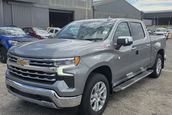 2025 MY24 Chevrolet Silverado T1 1500 LTZ Premium W/Tech Pack Ute Image 3