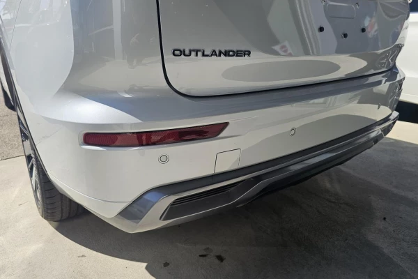 2025 Mitsubishi Outlander ZM Exceed Tourer SUV Image 7