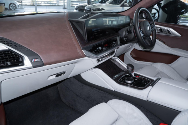 2025 [THIS VEHICLE IS SOLD] image 9