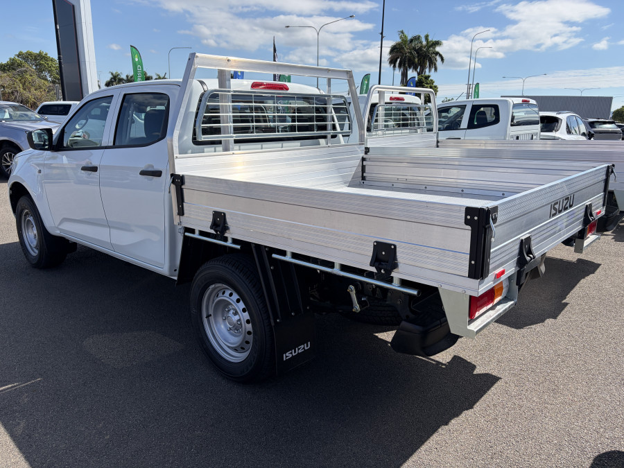 2026 MY25.5 Isuzu D-MAX RG SX High Ride Cab Chassis Image 2