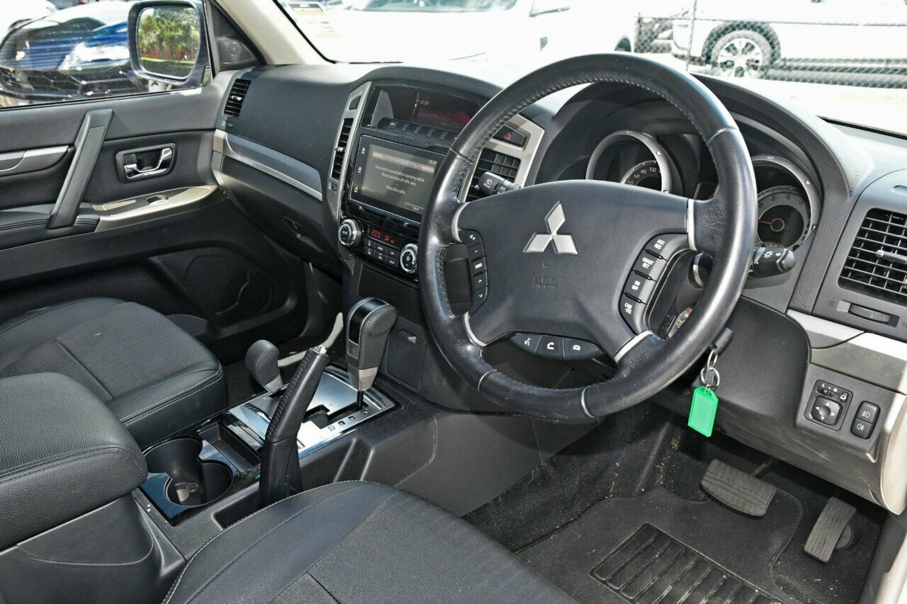2019 Mitsubishi Pajero NX GLS SUV Image 6