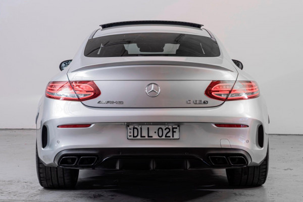 2017 Mercedes-Benz C-Class C205 C63 AMG S Coupe image 4
