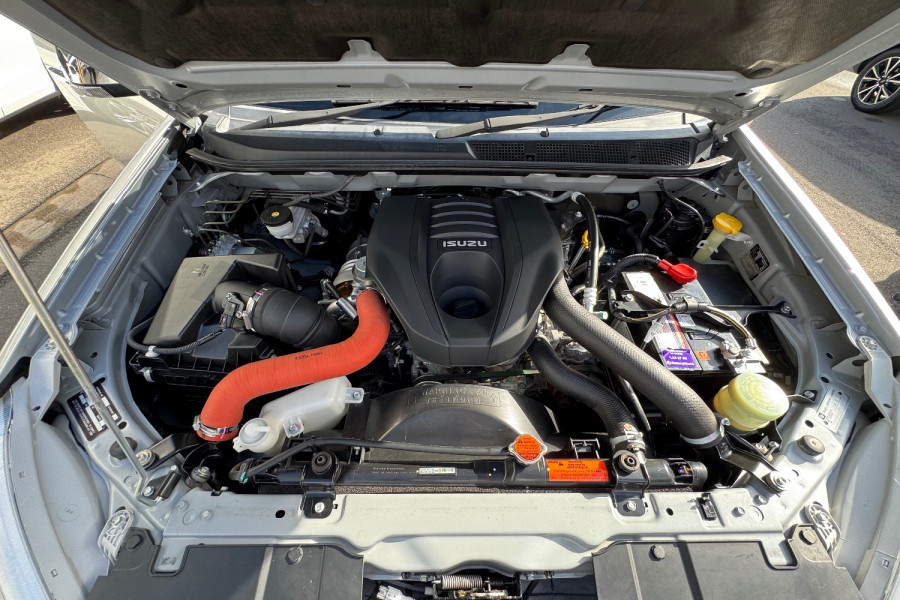 2018 Isuzu MU-X LS-U SUV Image 15