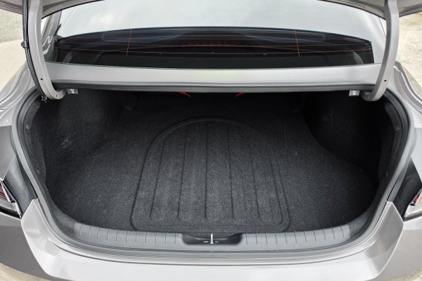 2022 Hyundai i30 CN7.V1  N Premium Sedan Image 21