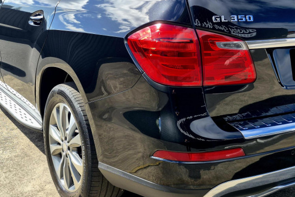 2015 Mercedes-Benz GL-Class X166 GL350 BlueTEC SUV Image 32