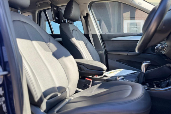 2017 BMW X1 F48 sDrive20i SUV Image 13