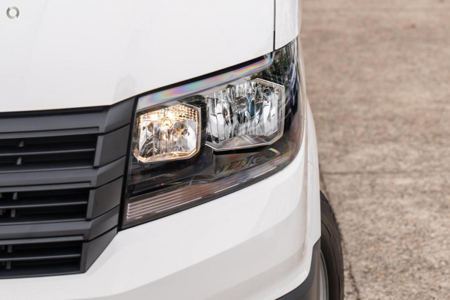 2025 Volkswagen Crafter 35 TDI410 LWB Van Image 17
