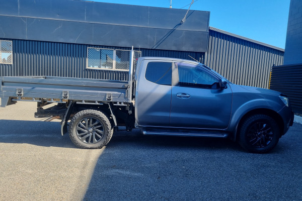 2017 Nissan Navara D23 ST King Cab Pickup Image 5