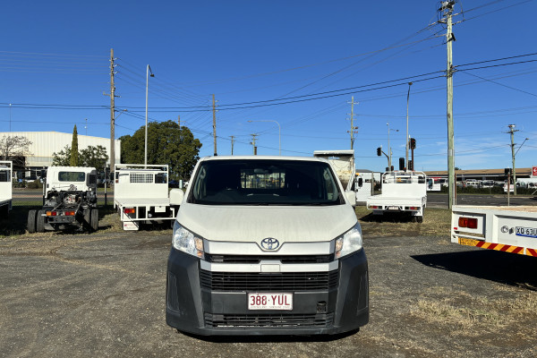 2019 Toyota HiAce GDH300R  Van Image 7