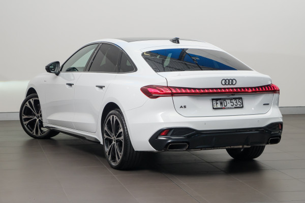 2025 Audi A5 B10 TFSI 200kW S line Sedan image 2