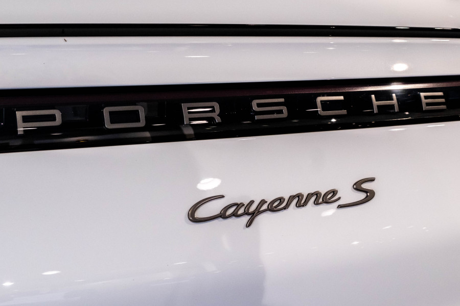 2022 MY23 Porsche Cayenne S Platinum Edition Coupe