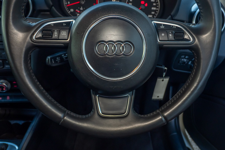 2013 Audi A1 8X Ambition Hatch Image 11