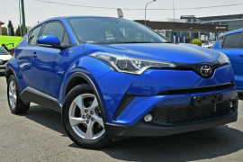 Toyota C-HR S-CVT 2WD NGX10R