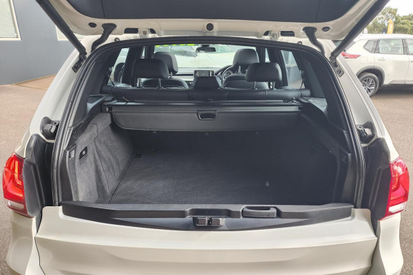 2016 BMW X5 F15 sDrive25d SUV Image 26
