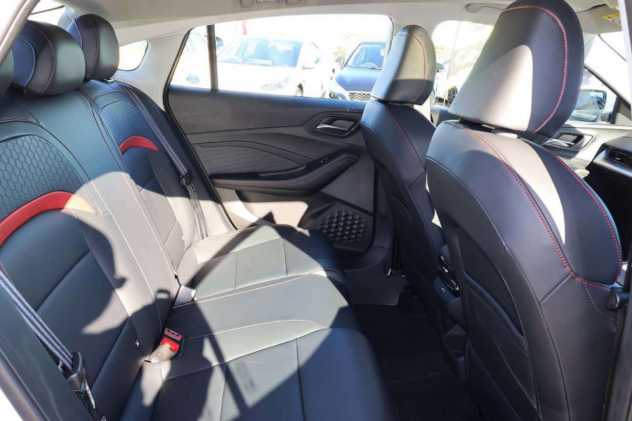 2026 MY25 MG MG5 AP32 Essence Sedan Image 11