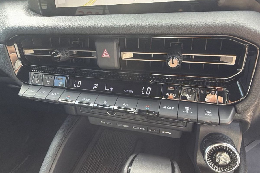 2026 Toyota LandCruiser Prado GDJ251R Altitude SUV Image 23