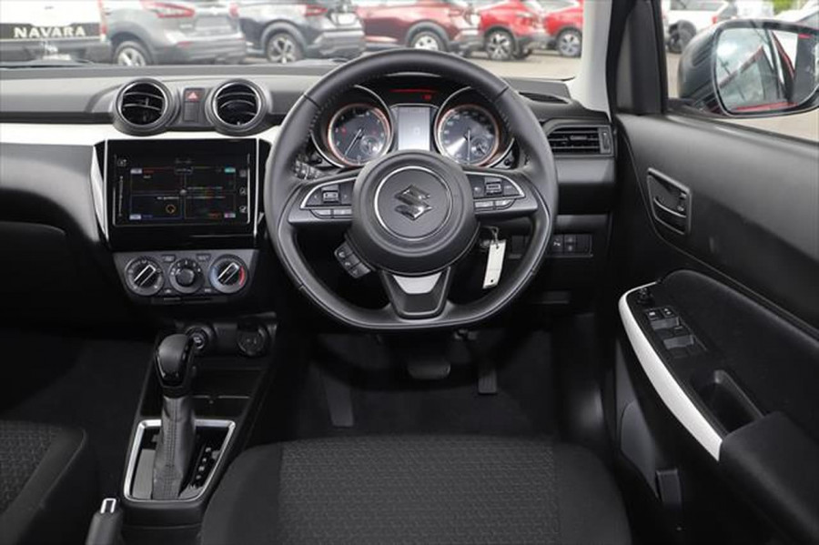 2020 [SOLD]    Image 12