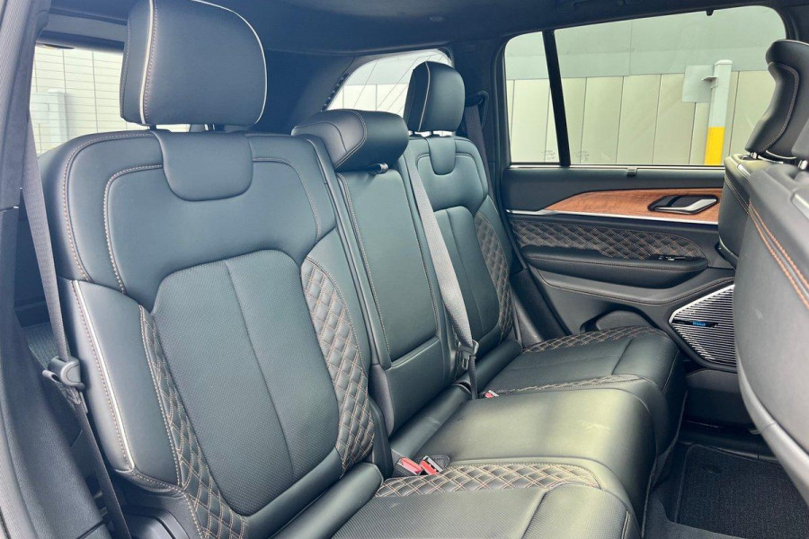 2022 MY23 Jeep Grand Cherokee WL Summit Reserve 4xe SUV Image 18