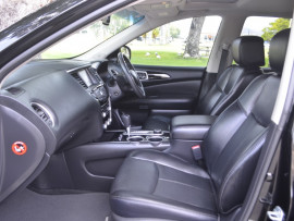 2016 MY17 Nissan Pathfinder R5 II Suv