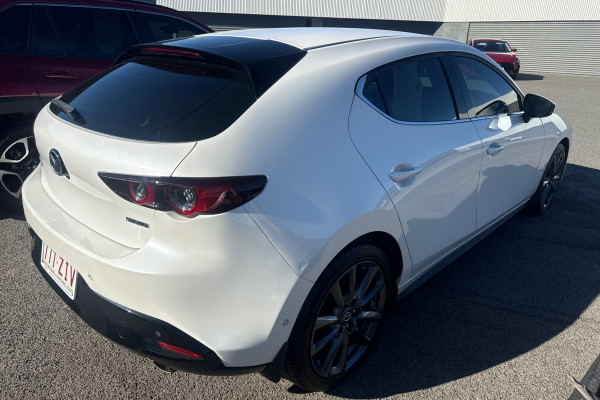 2019 Mazda 3 BP Series G20 Touring Hatch Image 3