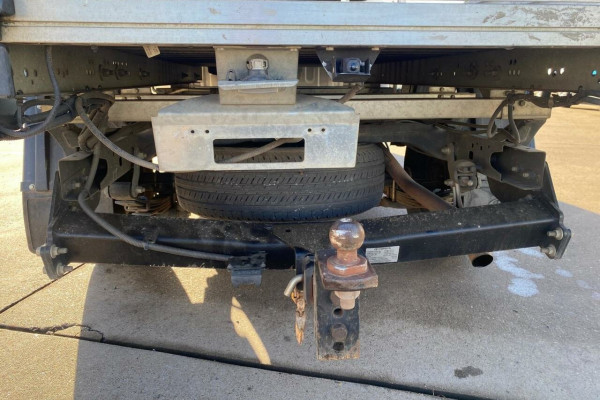 2022 Toyota HiLux TGN121R WorkMate Cab Chassis Image 5