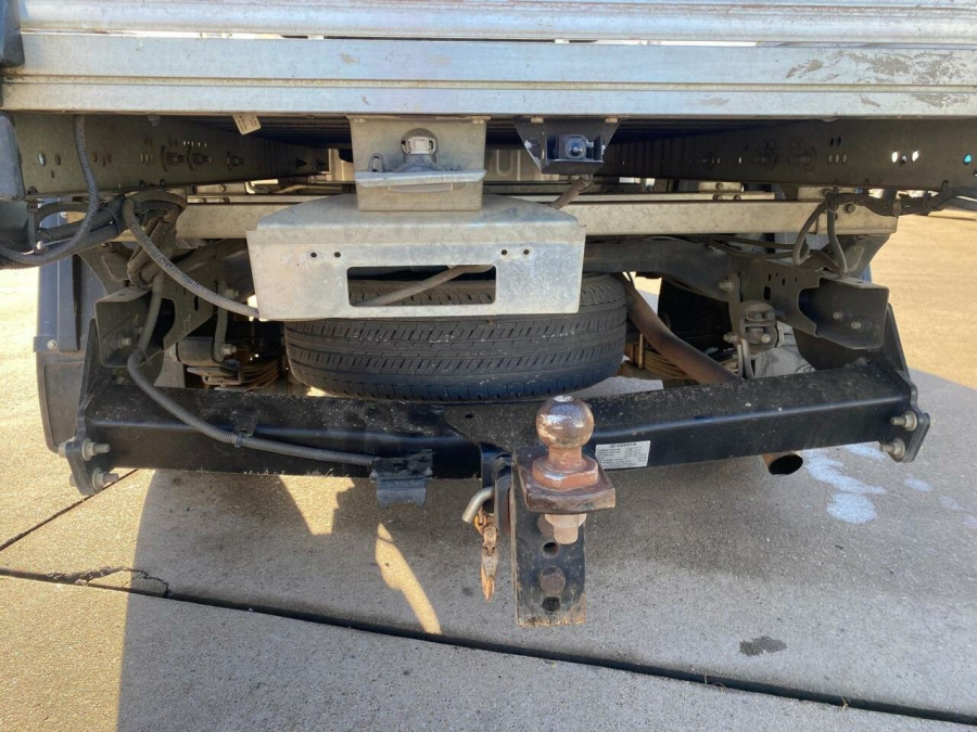 2022 Toyota HiLux TGN121R WorkMate Cab Chassis Image 5