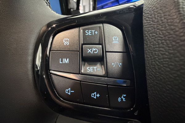 2026 MY27 Ford Transit Custom AV Sport SWB Van Image 24