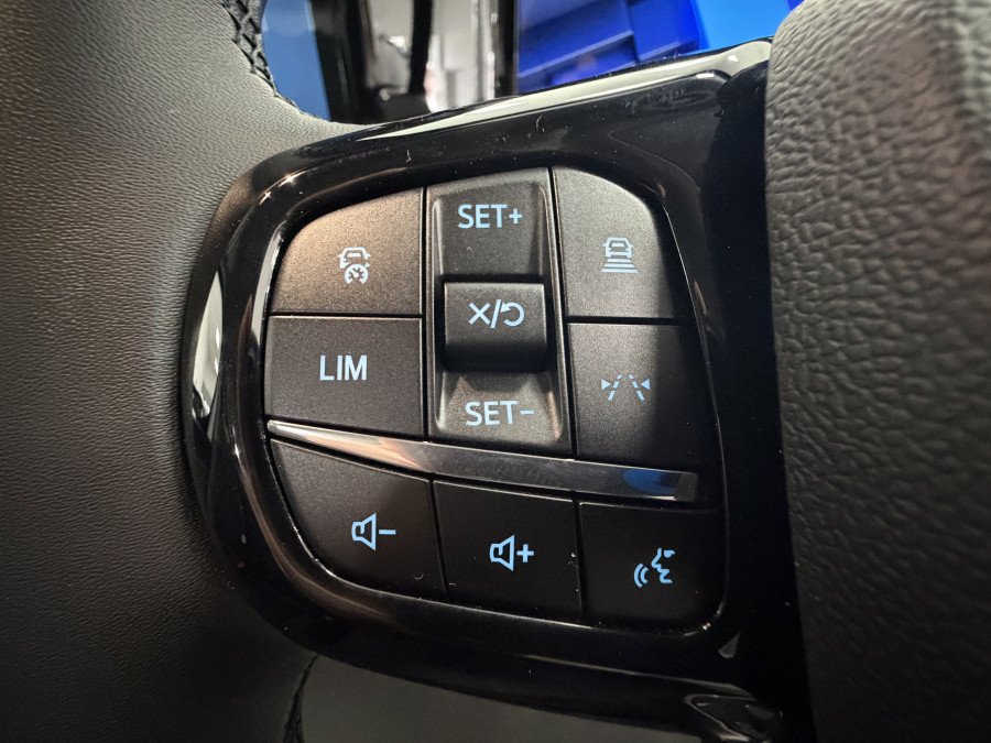 2026 MY27 Ford Transit Custom AV Sport SWB Van Image 24